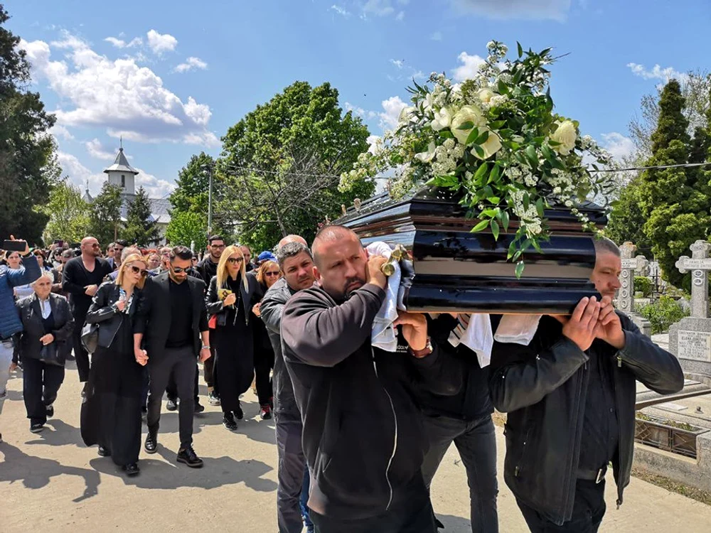 sicriu razvan ciobanu inmormantare jpg jpeg