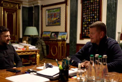 Volodimir Zelenski si Valeri Zalujnîi, la Kiev foto X @ZelenskyyUa png