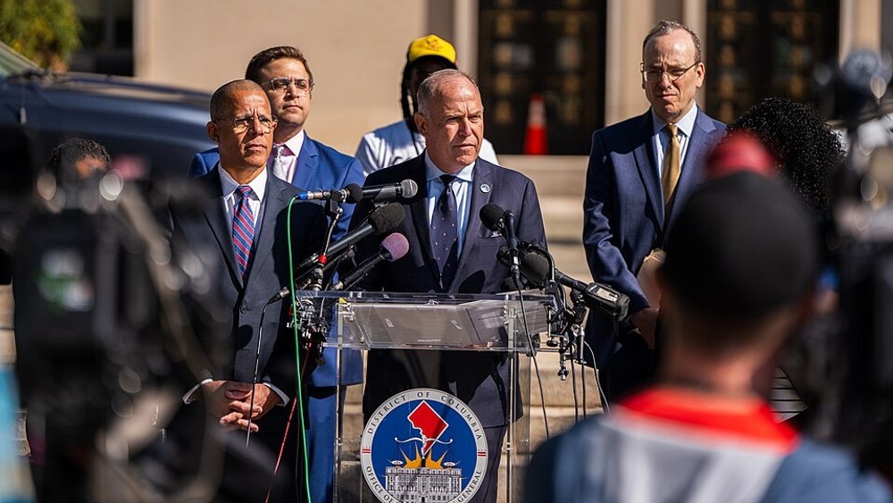 Procurorul general al Washington DC dă în judecată guvernul Trump pentru a opri preluarea controlului asupra poliţiei oraşului