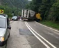 Accident cu un TIR şi două autoturisme pe DN 7 - Lotrişor Foto Adevărul