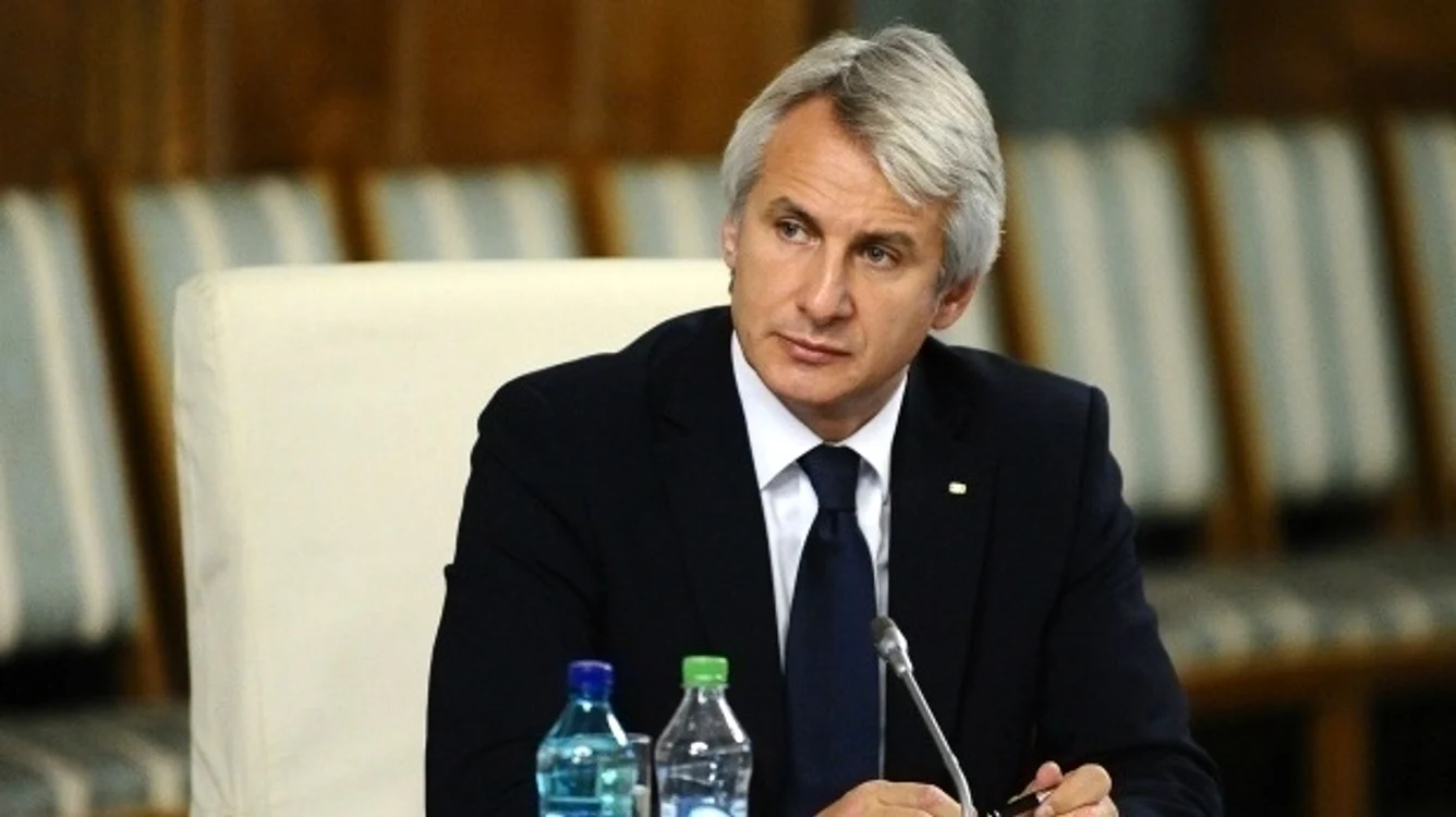 
    Ministrul de Finanțe, Eugen Teodorovici s-a remarcat când era parlamentar prin critica măsurilor sociale, iar acum a devenit un promotor al acestora  