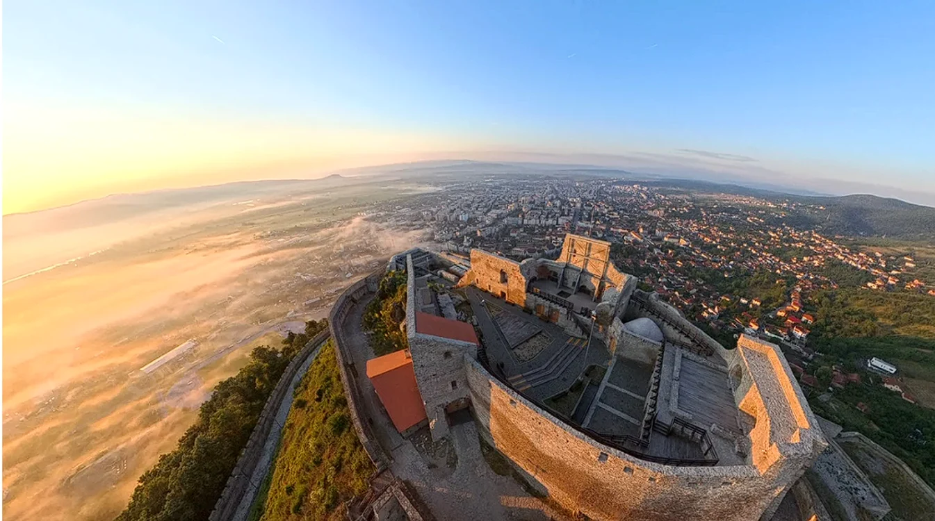 Cetatea Devei/sursă foto: Adevărul