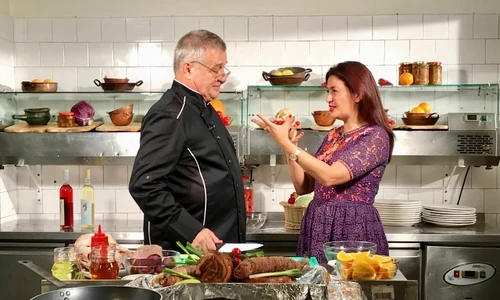 Politica si delicateturi cu Rona Hartner 0578 jpeg