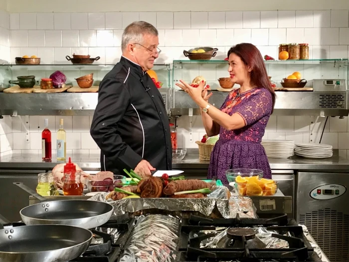 Politica si delicateturi cu Rona Hartner 0578 jpeg