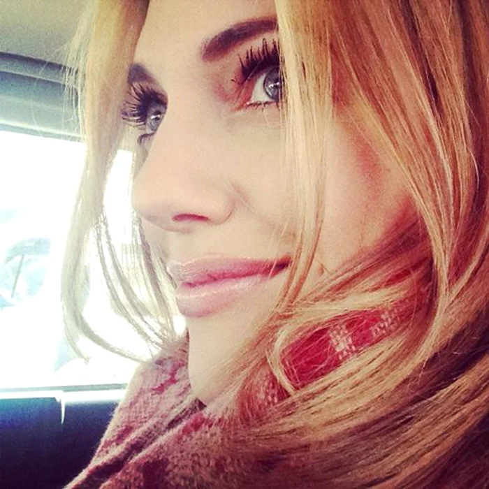 
    Artista îşi creşte singură fetiţa în vârstă de 9 luniFoto: Arhivă personală  