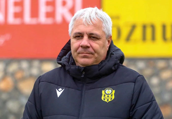 Marius Șumudică a albit de tot, ca antrenor. FOTO: Arhiva Adevărul