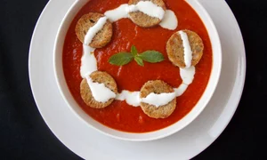 supa crema de rosii cu menta jpeg