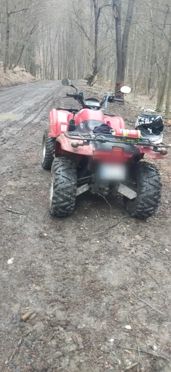 Accidentul cu ATV-u s-a produs într-o pădure din Buşteni FOTO Arhivă