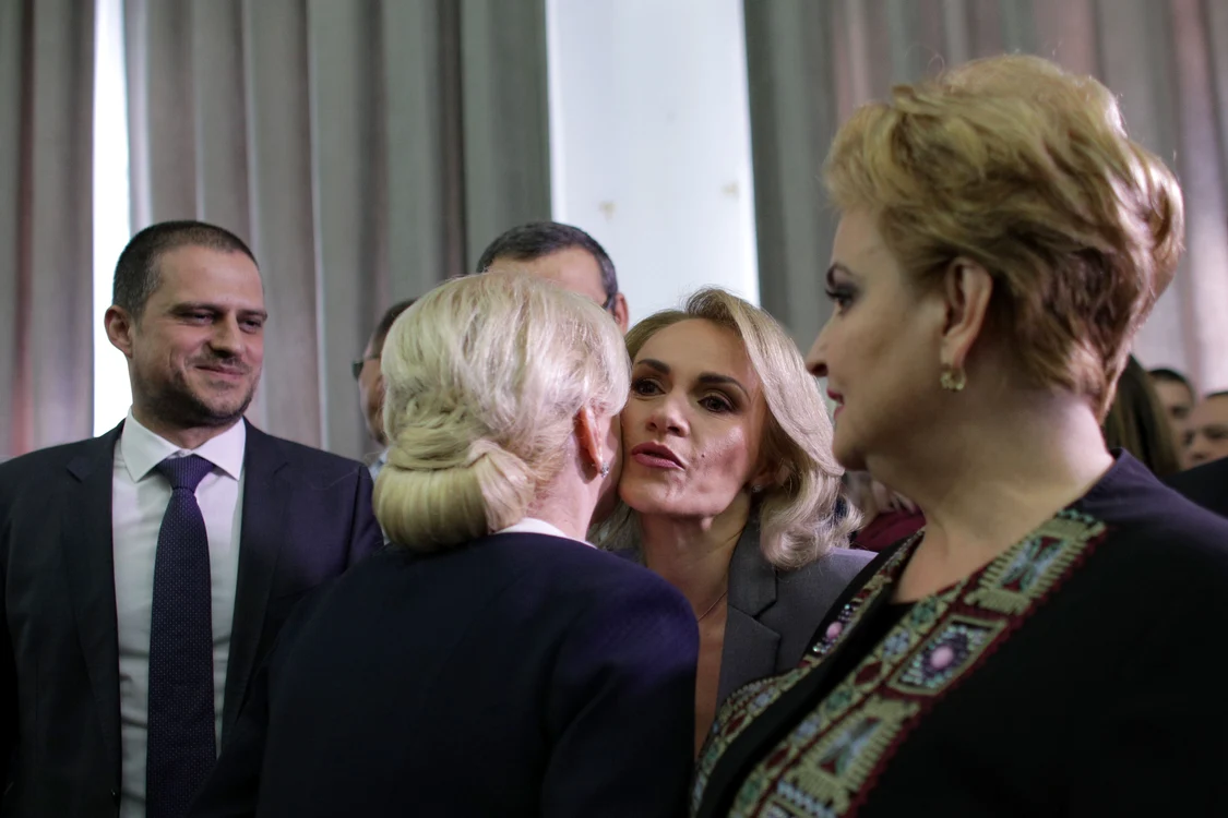 
    Gabriela Firea era una dintre susţinătoarele Vioricăi Dăncilă la alegerile prezidențiale 2019foto: Inquam Photos  