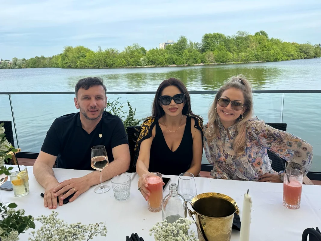 Cât despre întâlnirea cu Cristina Spătar, Anamaria Ferentz s-a bucurat de revedere, amândouă fiind din aceiași zona, Ferentz din Bacău și Cristina Spătar de la Onești