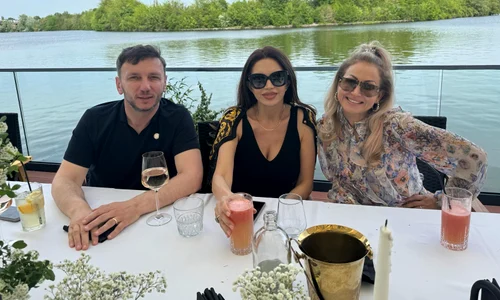 Cât despre întâlnirea cu Cristina Spătar, Anamaria Ferentz s-a bucurat de revedere, amândouă fiind din aceiași zona, Ferentz din Bacău și Cristina Spătar de la Onești