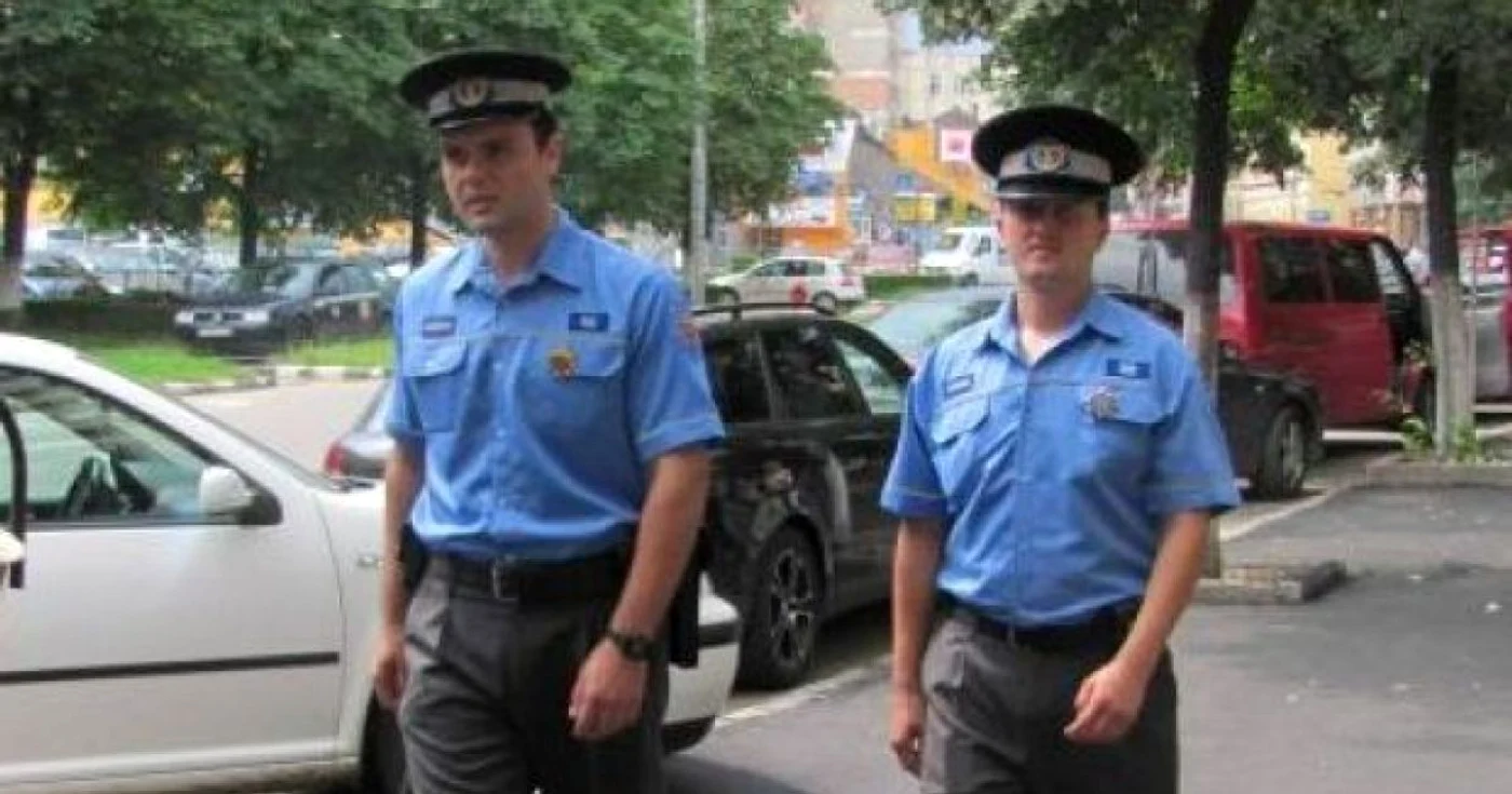 Doar două persoane s-au înscris în cursa pentru şefia Poliţiei Locale