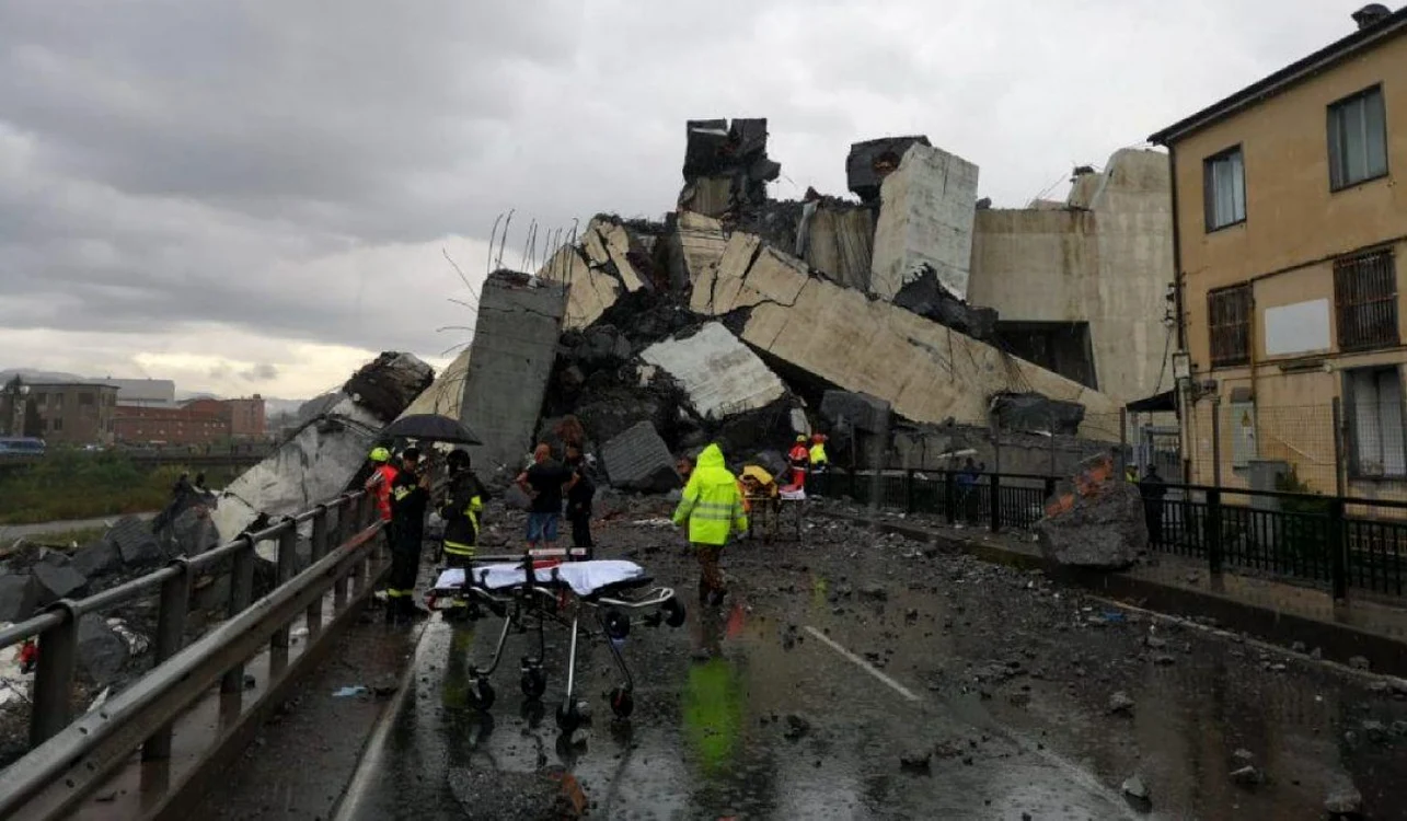 43 de persoane au murit în 2018, când podul din Genova s-a prăbuşit FOTO observatornews.ro