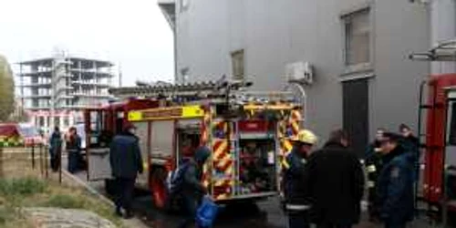 Pompierii au intervenit cu trei autospeciale