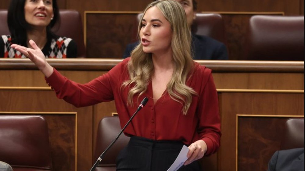 Španski politiki zaradi škandala z lažnimi diplomami množično preverjajo svoje življenjepise