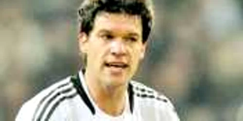 Ballack s-a plictisit în timpul meciului Anglia-Franţa