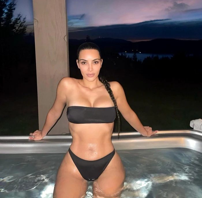 
    Kim Kardashian se relaxează într-o locație exotică și se bucură că răufăcătorii care au sechestrat-o au ajuns în fața instanțeifoto: Instagram  