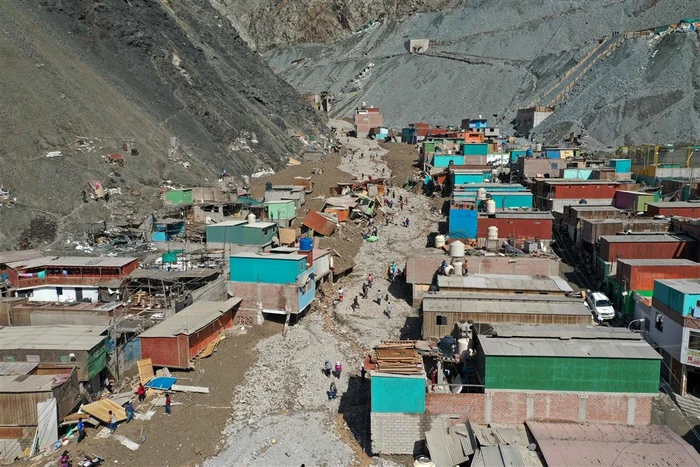 Alunecări de teren în Peru. FOTO EPA EFE jpg