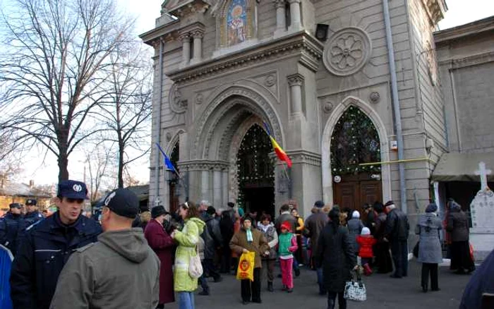 Moaştele Sfântului Nicolae vor fi aduce la biserica ce-i poartă numele