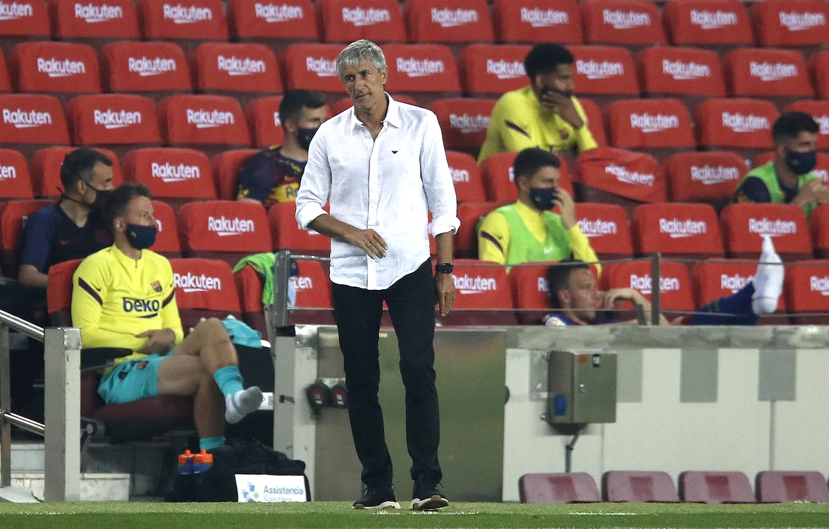 
    Quique Setien a fost demis la șapte luni de la investirea ca antrenor la FC BarcelonaFoto: Guliver / GettyImages  