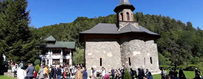 manastirea prislop foto daniel guta adevarul
