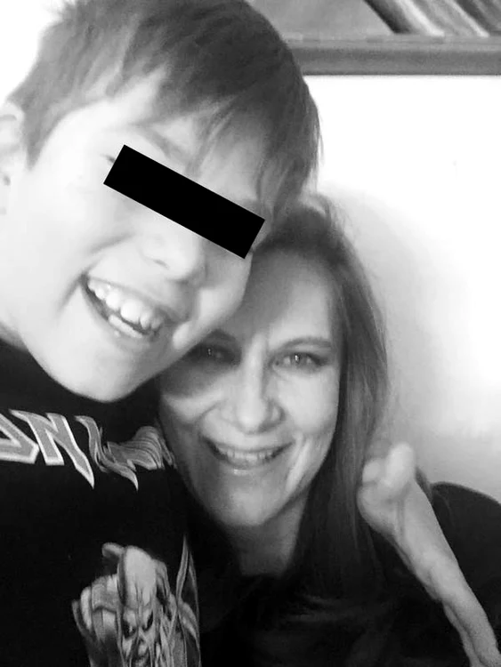 Romaniţa Iovan şi fiul ei, Albert, într-o ipostază emoţionantă de Crăciun