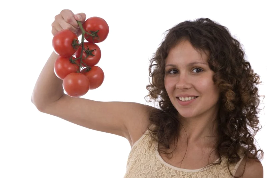 
    Numeroase studii au subliniat că licopenul poate reduce riscul de cancer pulmonar, esofagian  