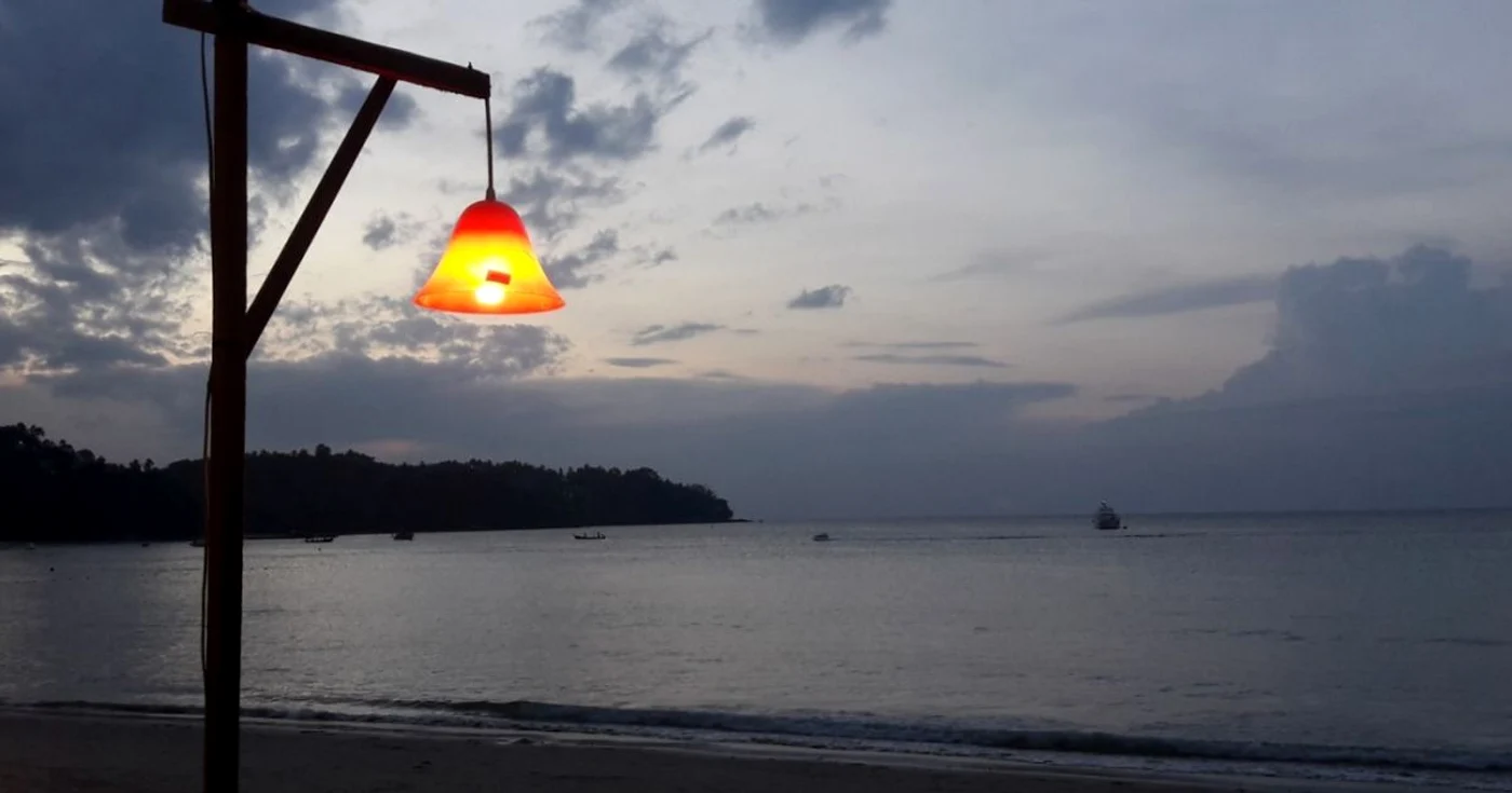 Vacanţă la Bangtao - sătucul pescăresc de pe insula thailandeză Phuket FOTO Ş.Both