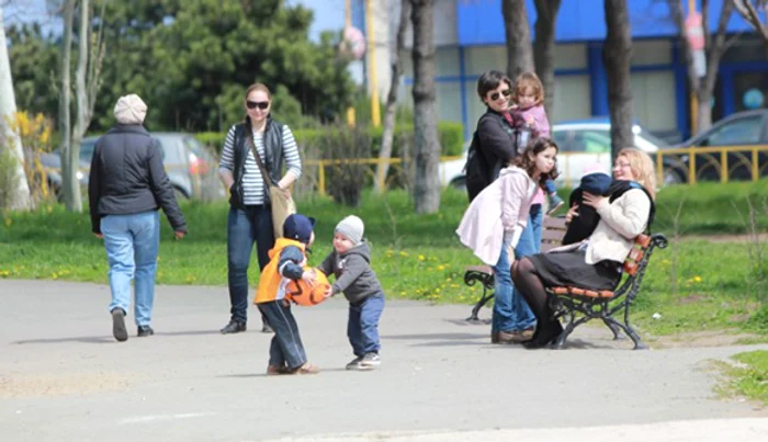 
    Prognoza meteo pentru următoarele două zile anunță că vremea va fi plăcutăfoto: Click!  