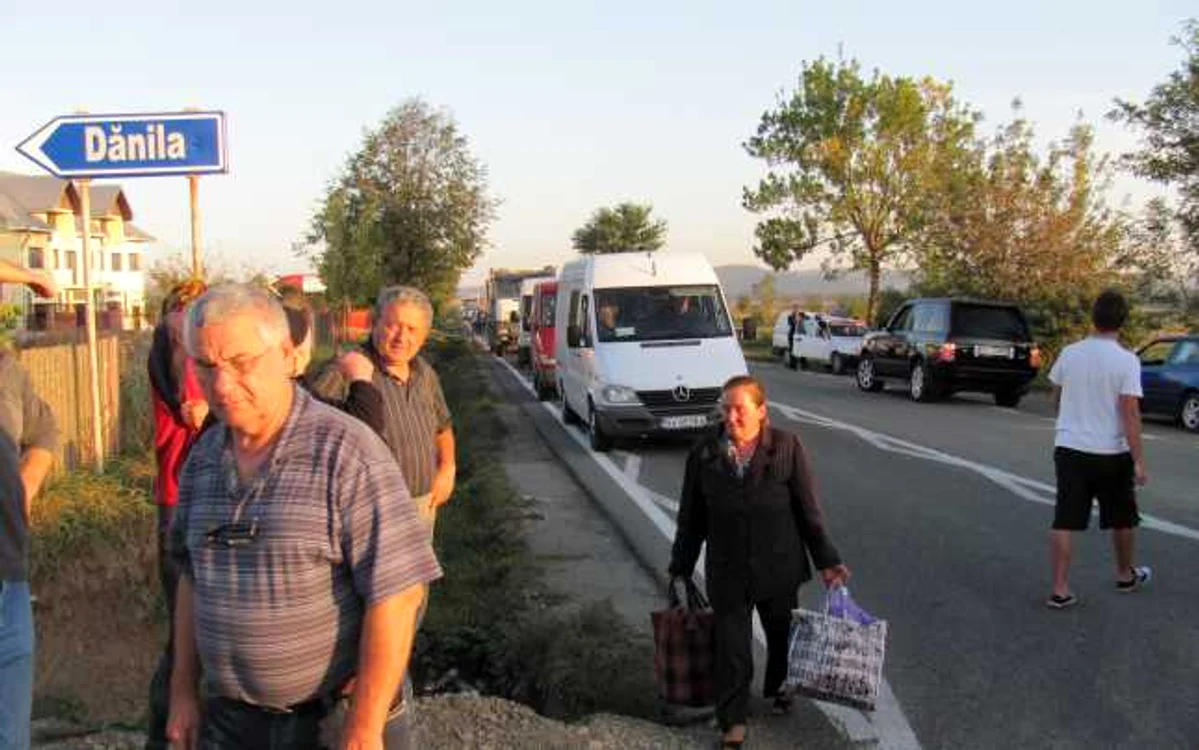 Soferul BMV-ului a fost grav ranit