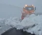 Drumarii se luptă cu nămeți de peste cinci metri Foto: DRDP Brașov