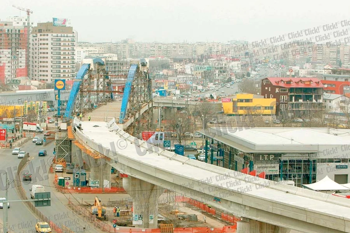 
    Podul are o lungime  de 675 de metri (Fotografii: Roberto Sălceanu)  
