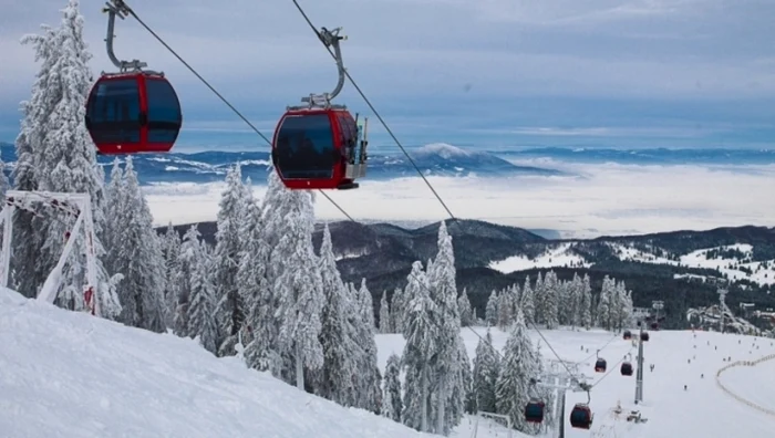 Un copil a căzut de pe un telescaun din Poiana Braşov FOTO discoverpoiana