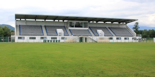 stadion santamaria orlea hunedoara foto daniel guta adevarul