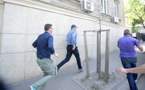 Marian Fiscuci fuge de jurnalisti la DNA FOTO Mediafax