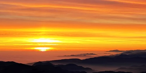 Imagini din Bucegi și de la Stația Meteo de la VF. Omu. FOTO Radu Manta / Facebook