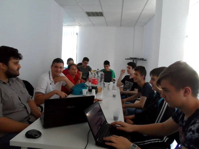 copii club IT Severin