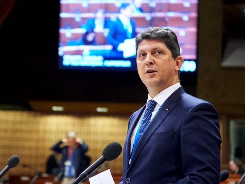 Titus Corlățean napovedal kandidaturo za vodstvo PSD in kritiziral aktualno vodstvo