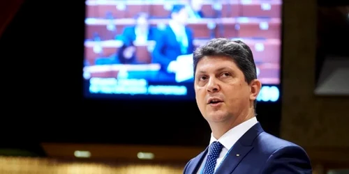 Titus Corlăţean foto facebook png