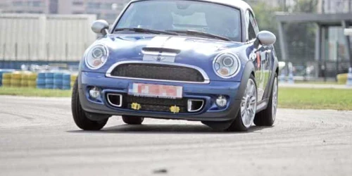 Noul Mini Coupé are cel mai dinamic look din gamă 