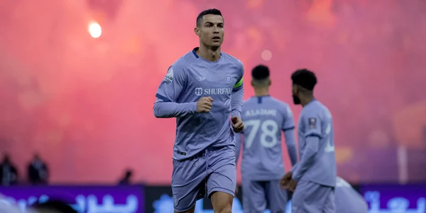 Cristiano Ronaldo în meciul Al-Ittihad - Al-Nassr, din semifinalele Supercupei Arabiei Saudite. FOTO Profimedia