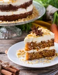 Tort de morcovi  Sursa foto shutterstock 1915337005 jpg