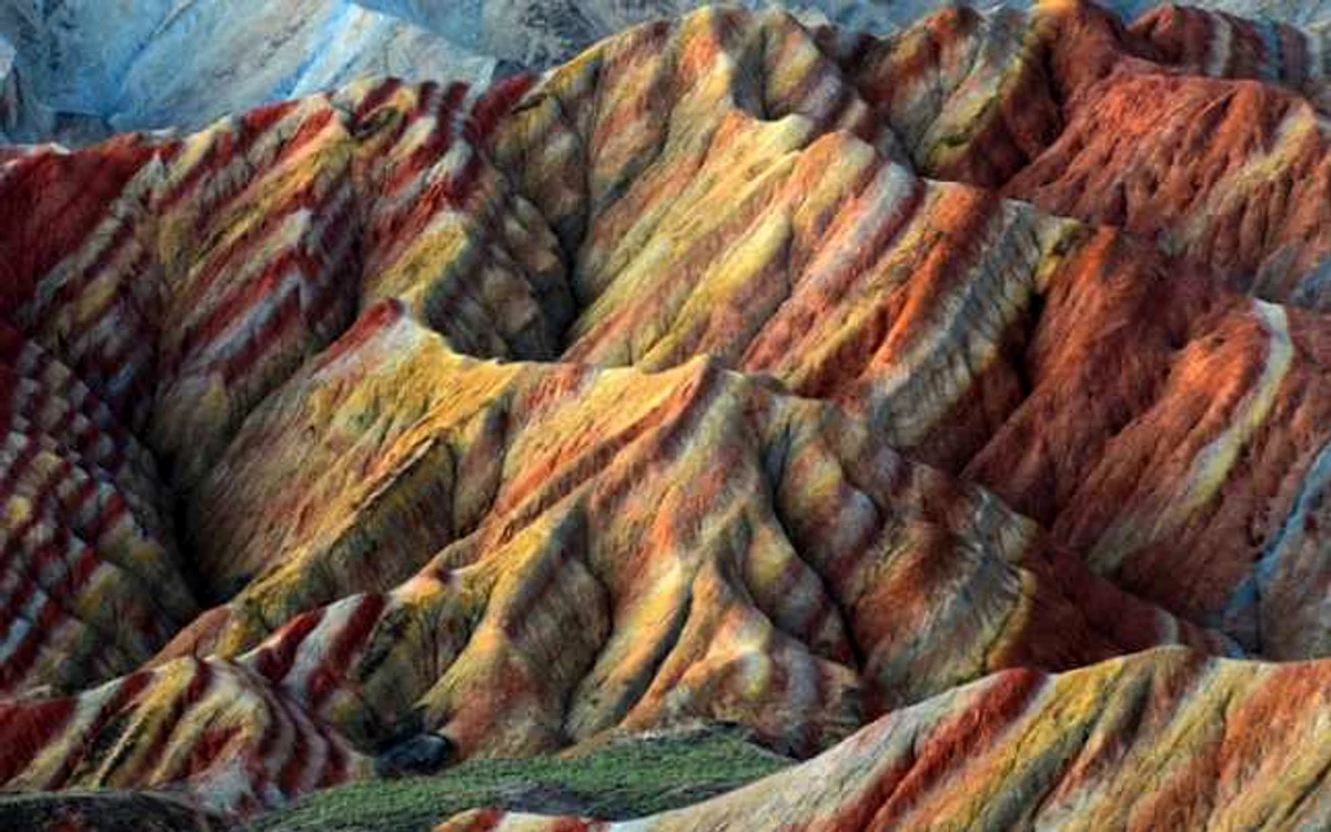 destinatii turistice colorate
