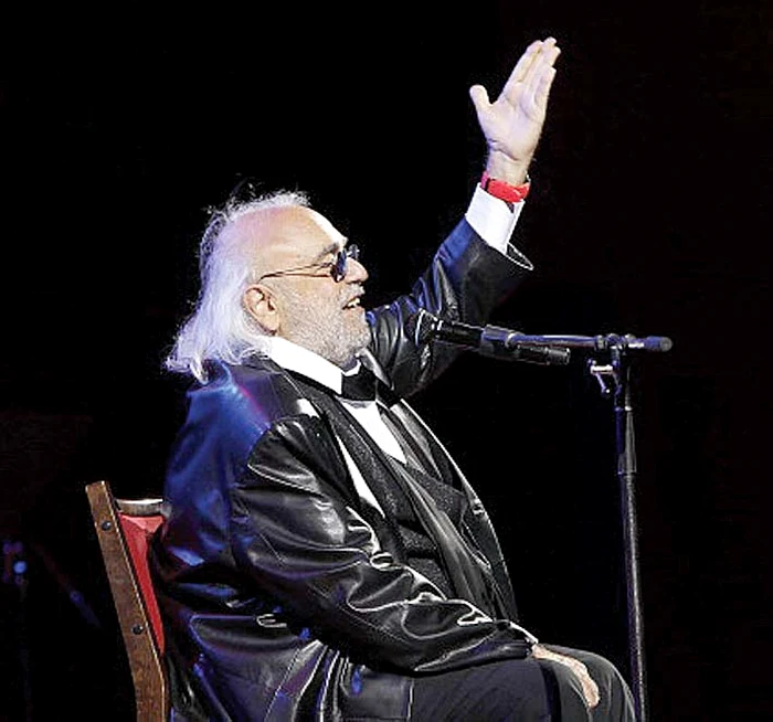 Roussos are o avere de 96 milioane de dolari