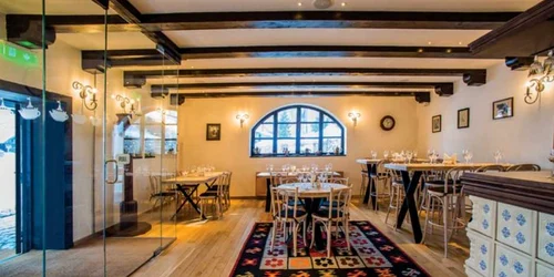Casa de Ceai a fost refăcută cu 500.000 de euro. FOTOCastelul Bran