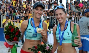 beata vaida adriana matei volei pe plaja jpeg