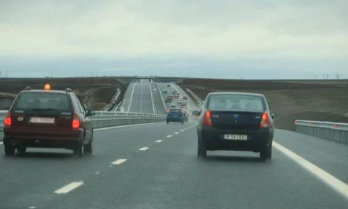 Emil Boc a inaugurat un segment din Autostrada Arad   Timişoara  jpeg