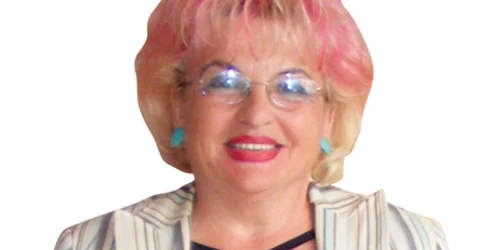 Reşiţa: PORTRET / Livia Muntean, business la librărie, muzică în suflet
