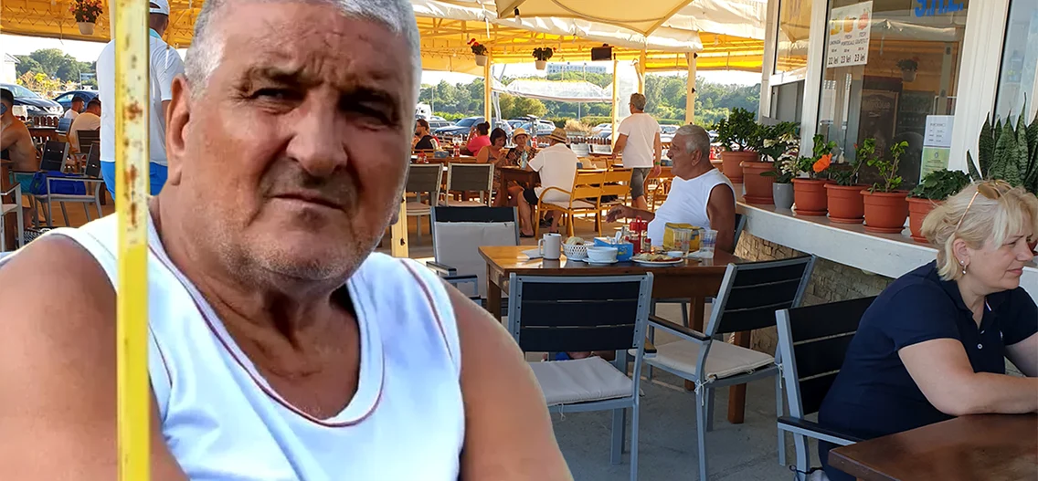 Rică Răducanu, în așteptarea turiștilor 