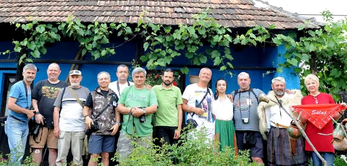 Grupul de fotografi, în vizită la Casa Marinei FOTO Adela Rusu